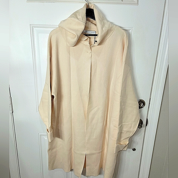 Zara Hooded Knitted Sweater Coat - Picture 4 of 7